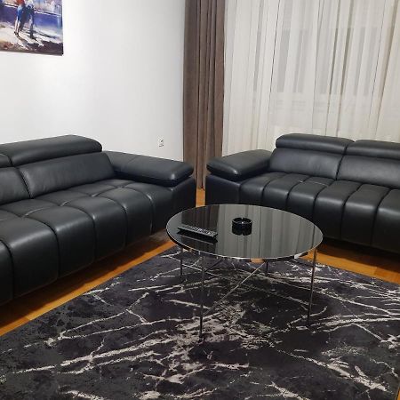 Apartman Casa Banja Luka Buitenkant foto