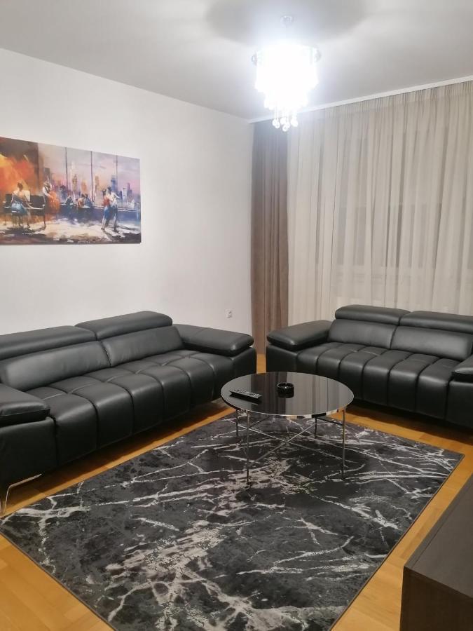 Apartman Casa Banja Luka Buitenkant foto